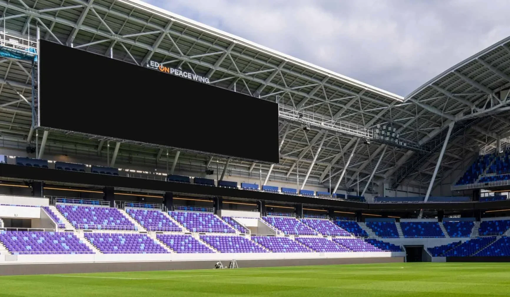 digiLED ZEUS at a sports stadium digiLED ZEUS at a sports stadium