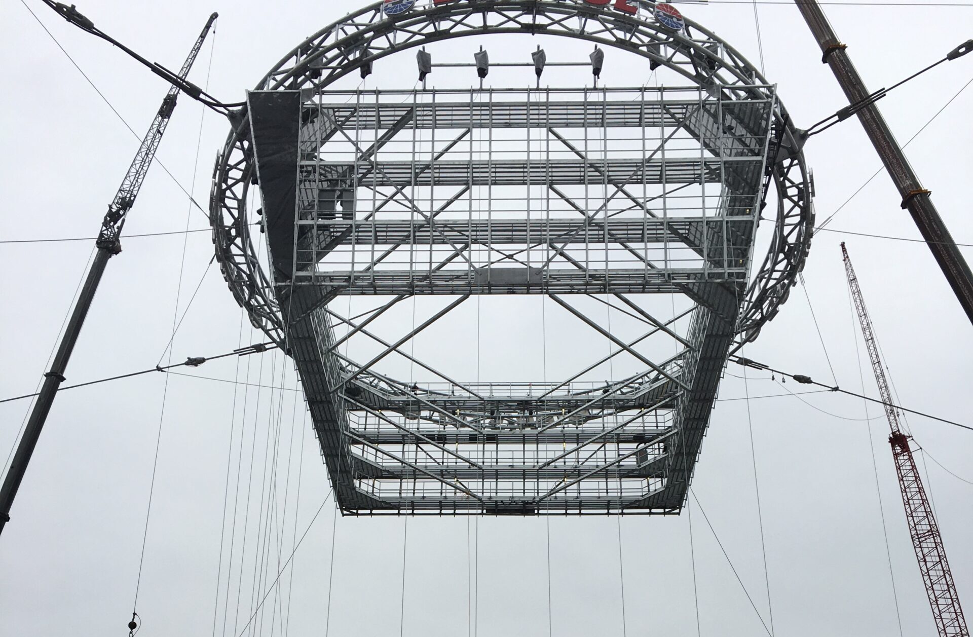 digiLED's 'Colossus' centre-hung LED Screen at Bristol Motor Speedway