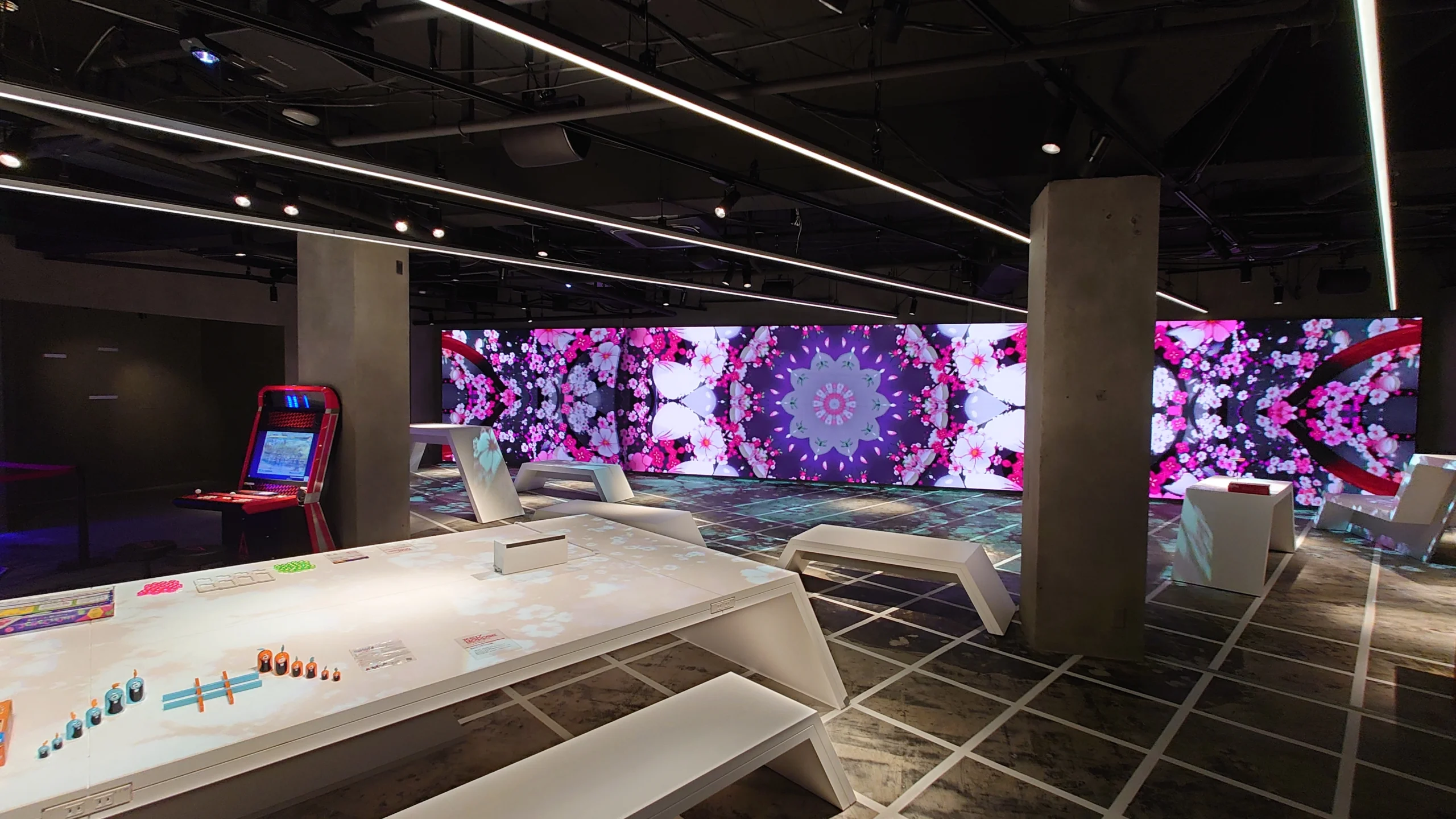 Tokyo Tower Immersive LED Screen