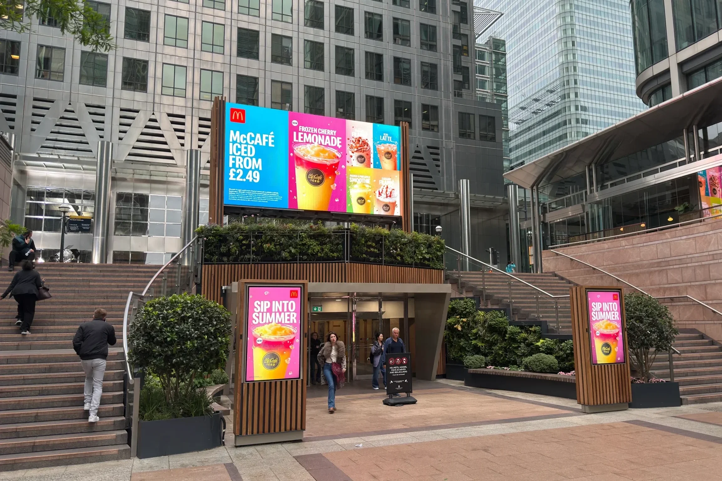 Canary Wharf Digital-out-of-home screens