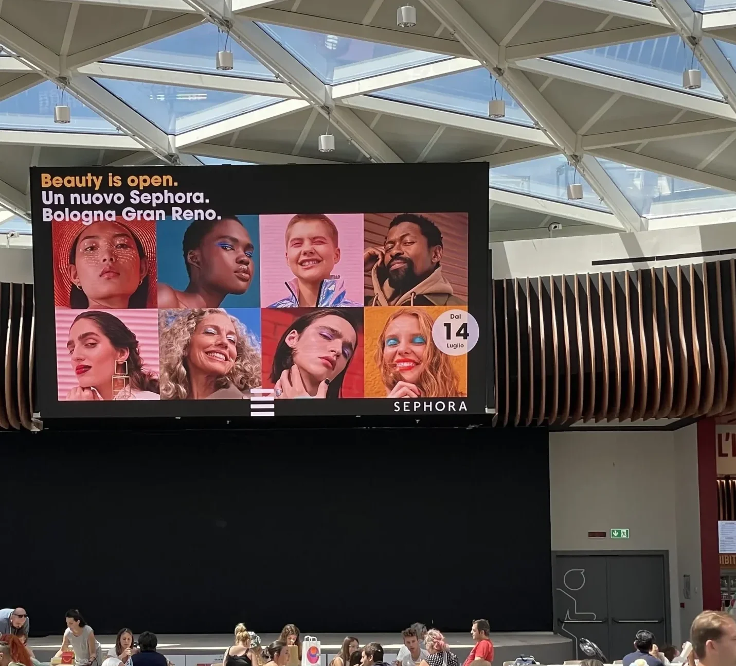 Indoor retail digital signage