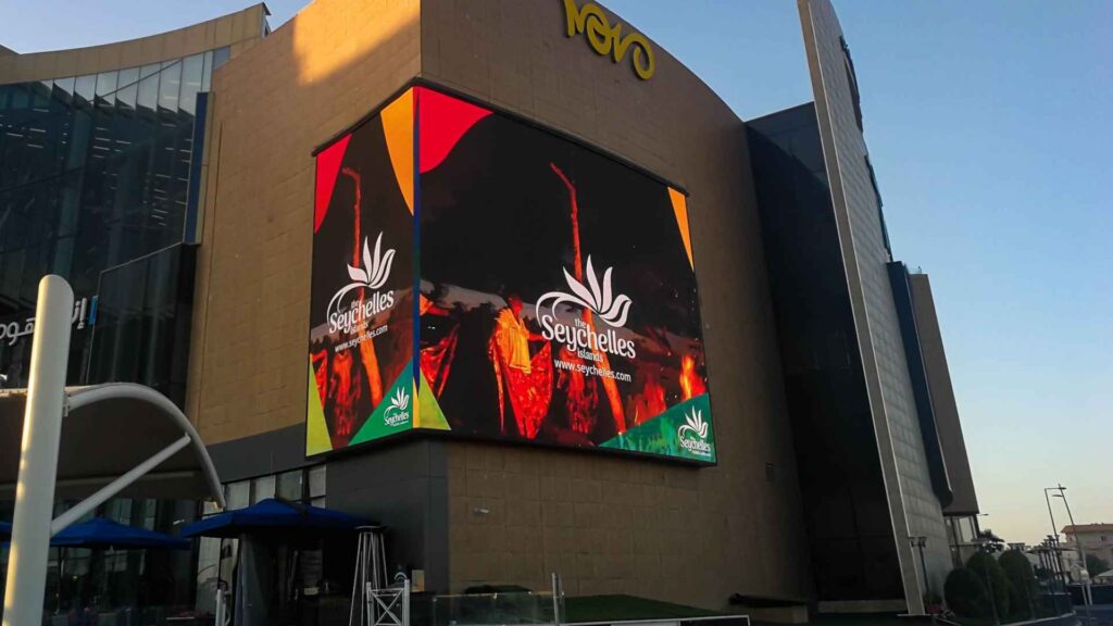 Outdoor LED screen at Tawar Mall using digiLED's VISION Series