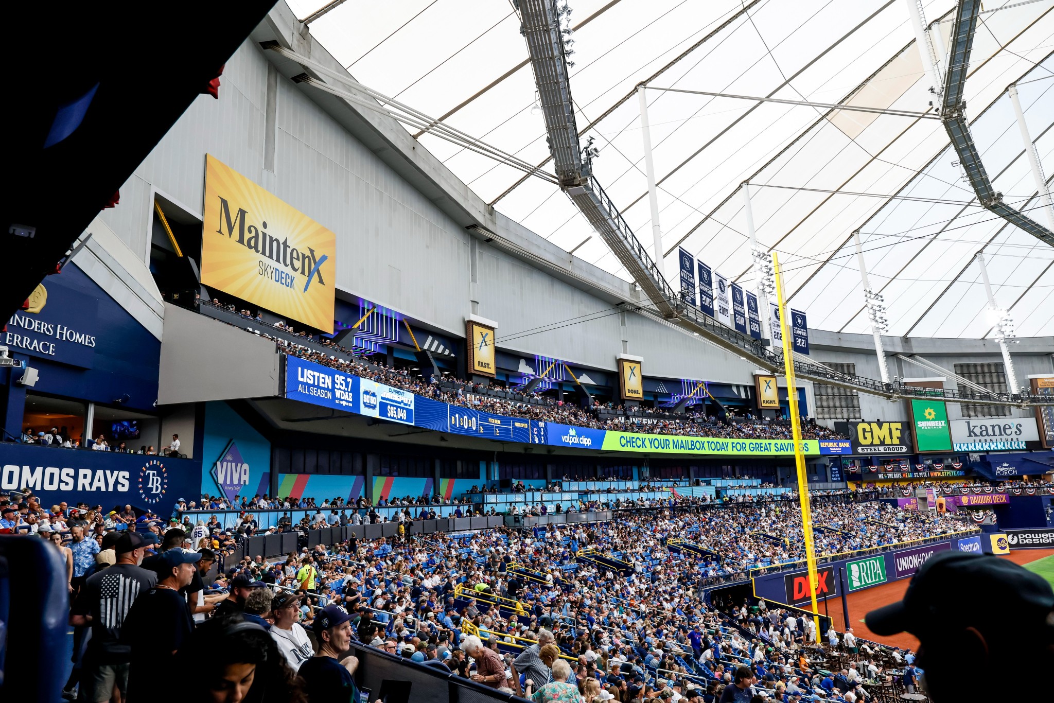 Tampa Bay Ray digiLED sports stadium screen