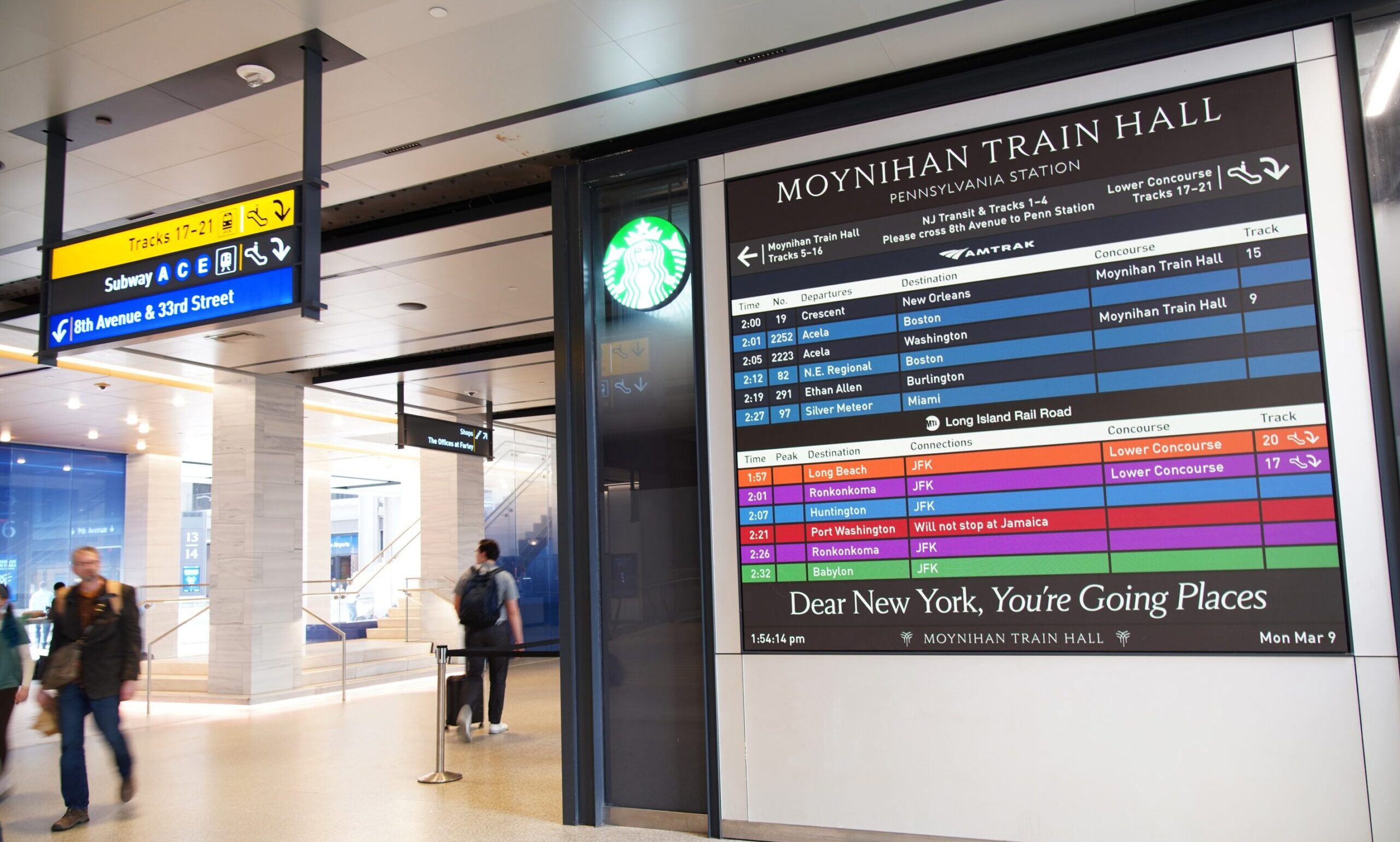 LED displays at Moynihan Train Hall LED displays at Moynihan Train Hall